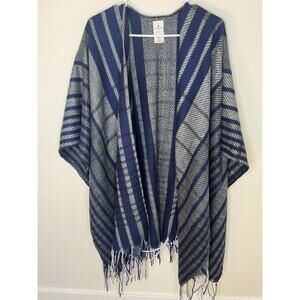 Woolrich One‎ Size Blanket Shawl Wrap Plaid Blue Grey Fringe Flowy Hippie Boho